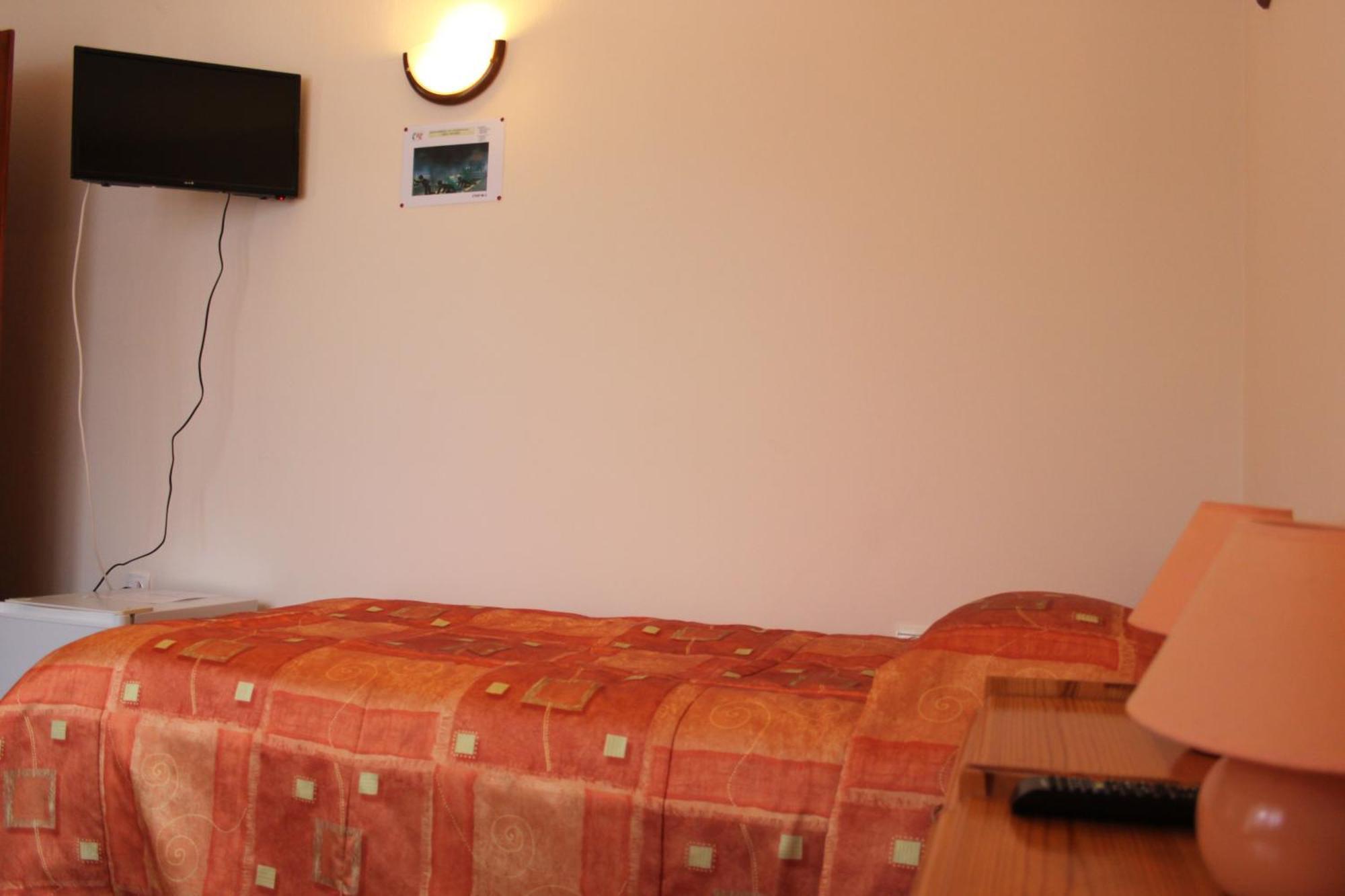 Kris Guest House Девин Номер фото